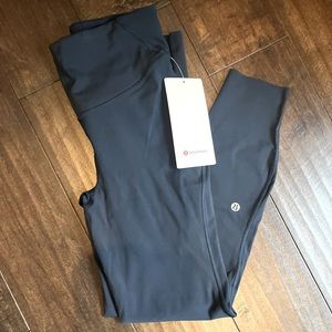 Navy Base Pace HR tight 25” Size 6